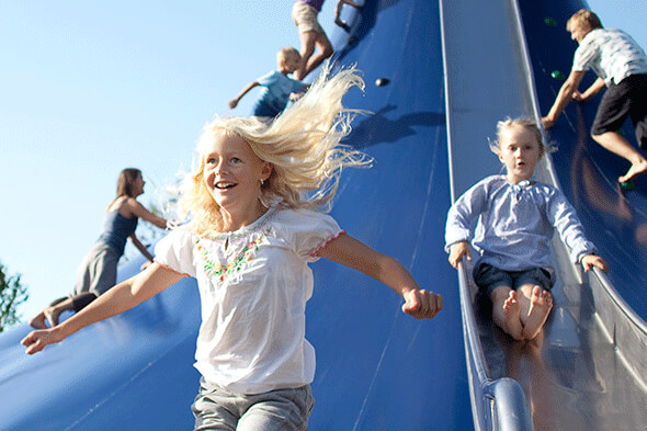 Sjov og leg på Klatrebjerget